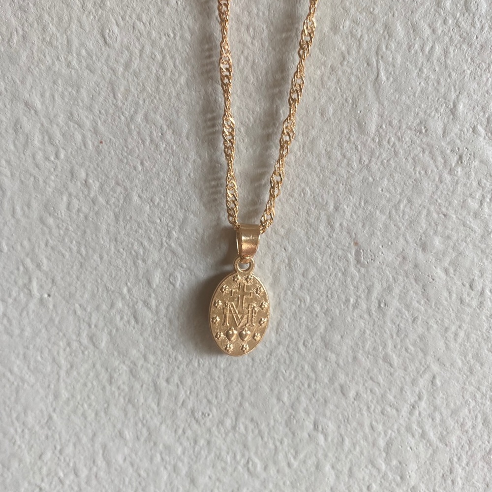 saint necklace